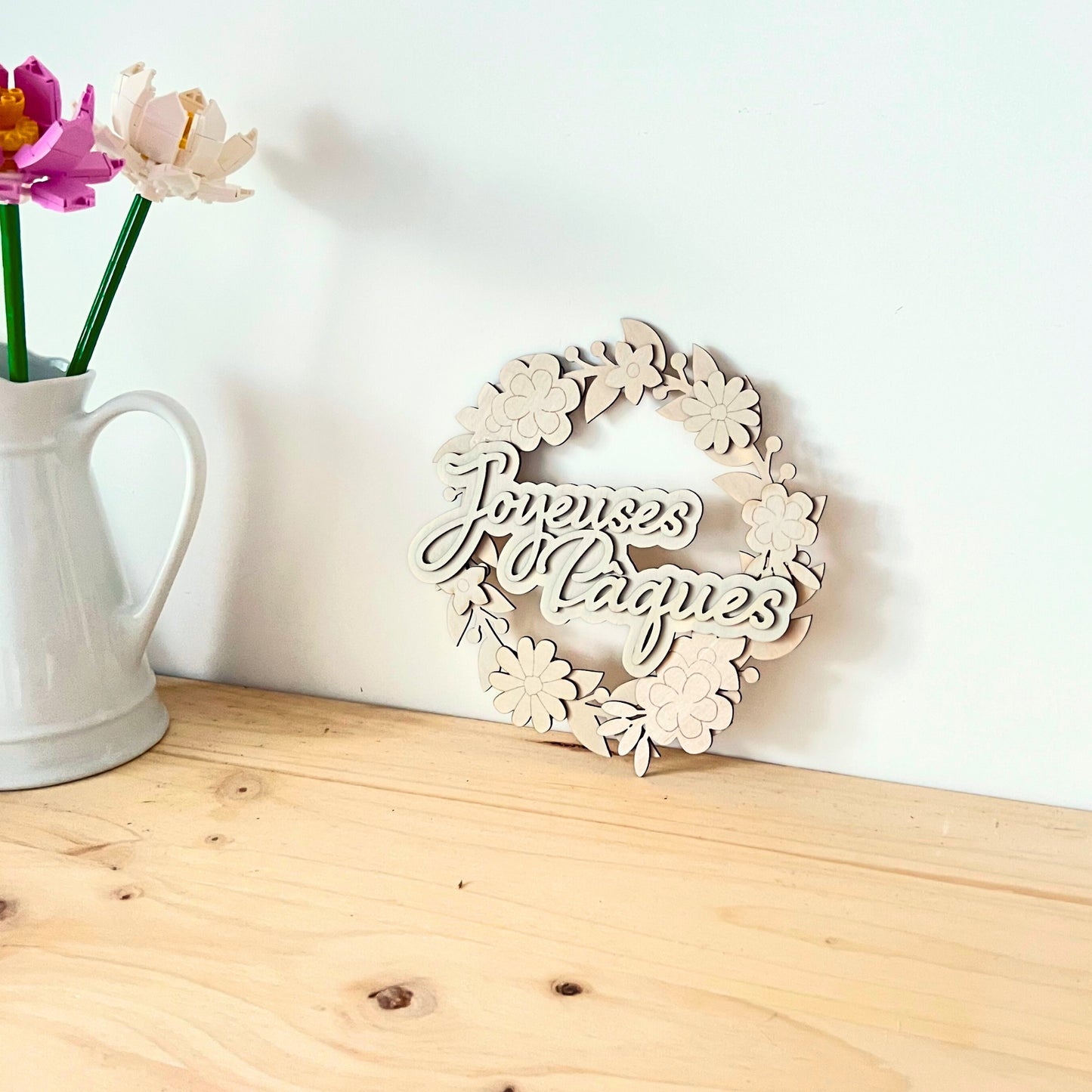 Couronne en bois "Joyeuses Pâques"