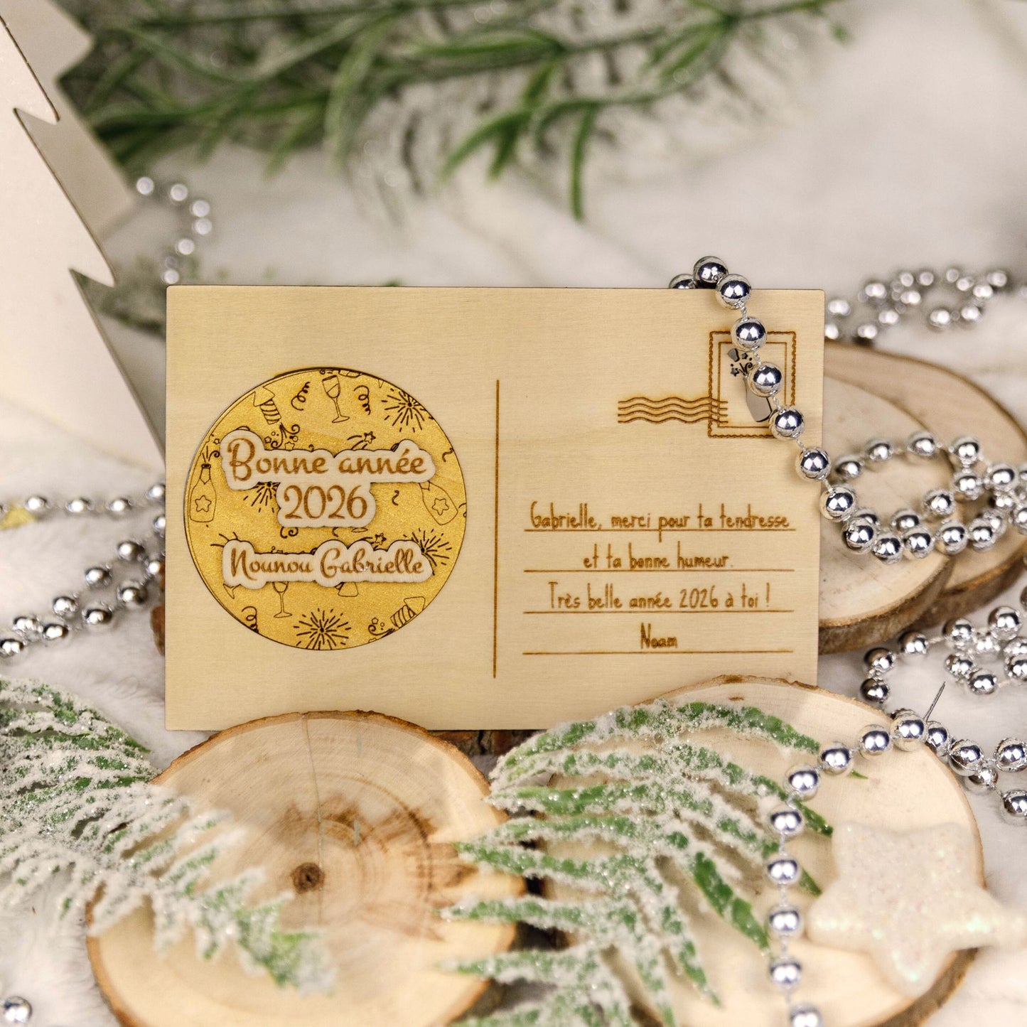 Carte postale en bois personnalisée avec magnet détachable