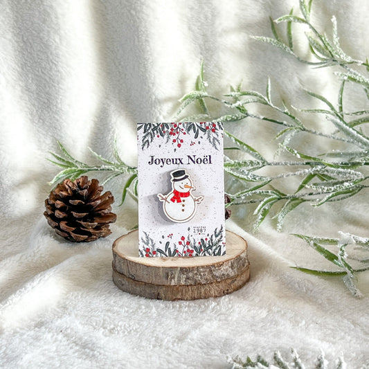 Pin’s Bonhomme de Neige en bois